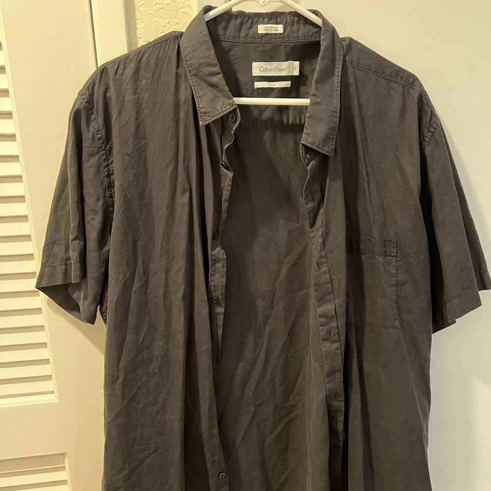 Mens dark gray Calvin Klein shirt